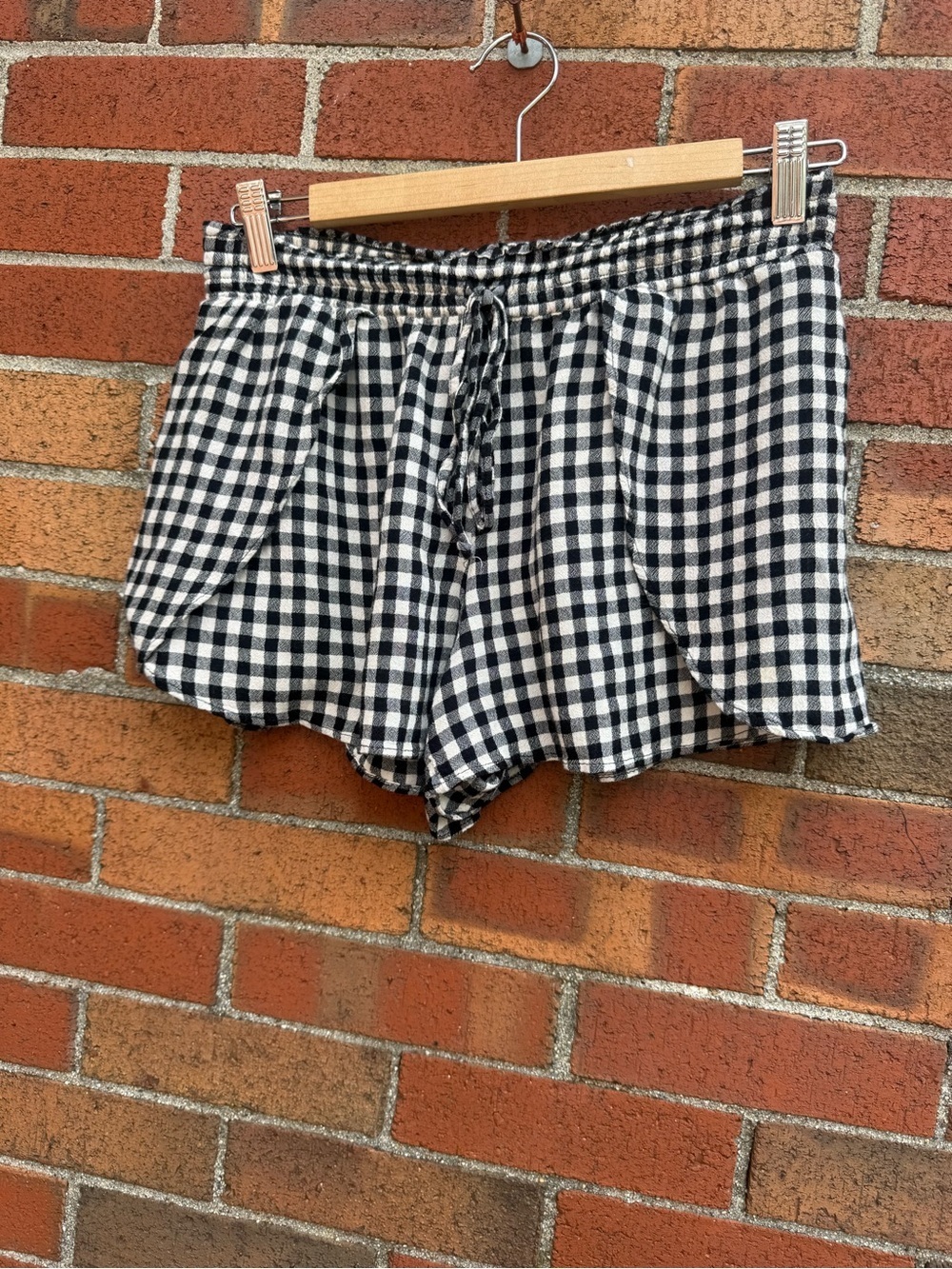 American Eagle Outfitters Black White Gingham Flowy Shorts Medium